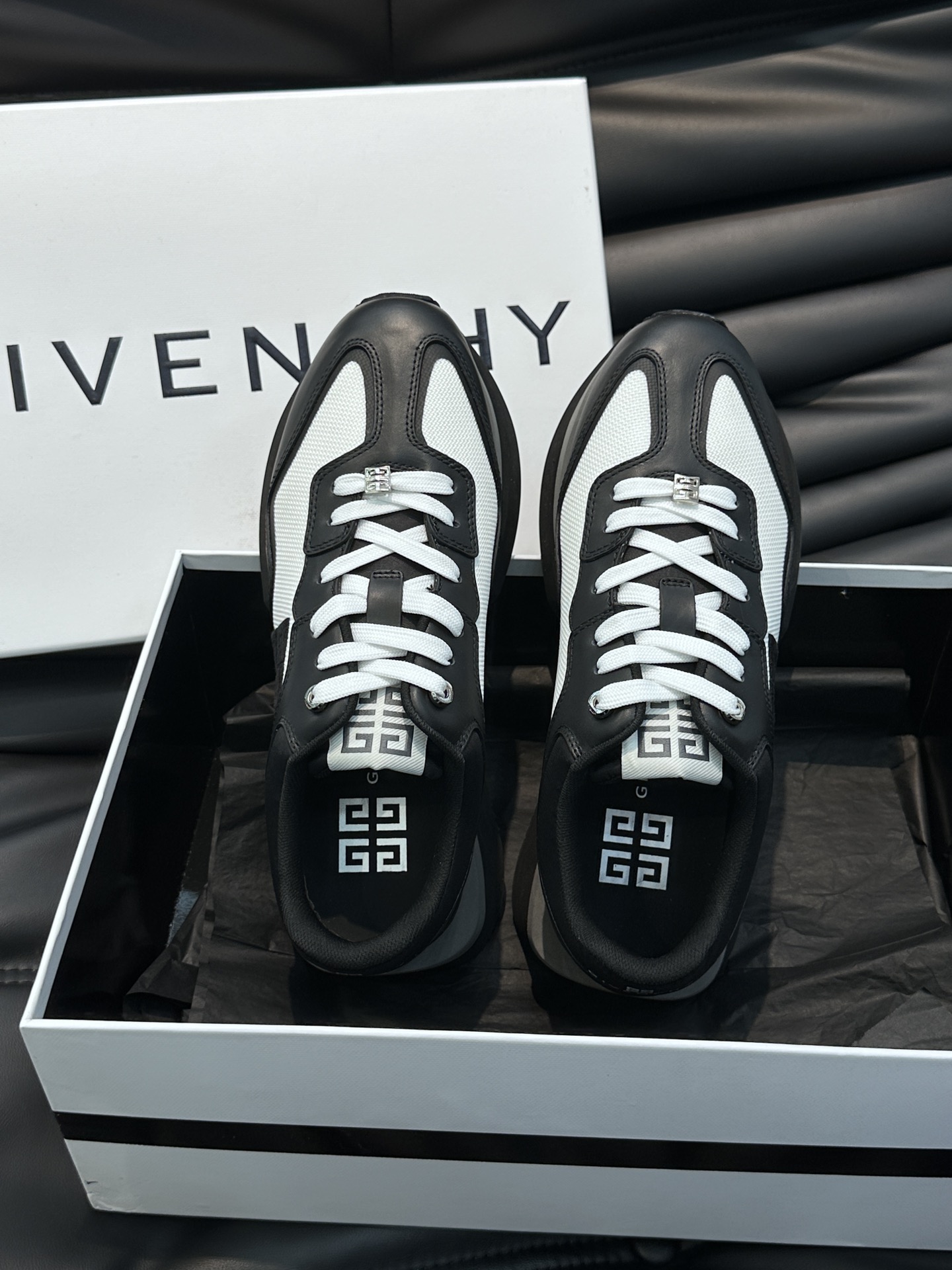 Givenchy sz38-45 87